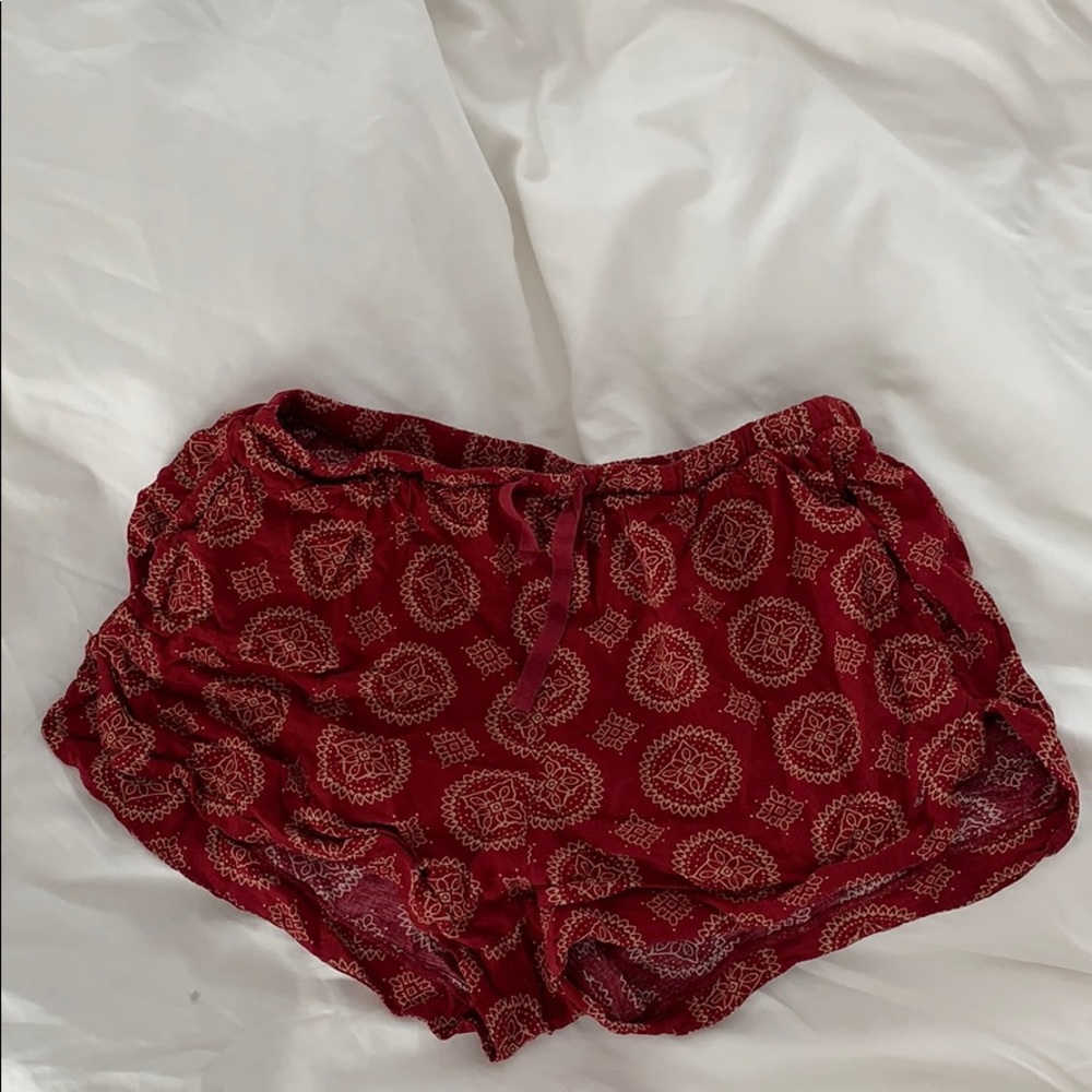 BRANDY MELVILLE SHORTS